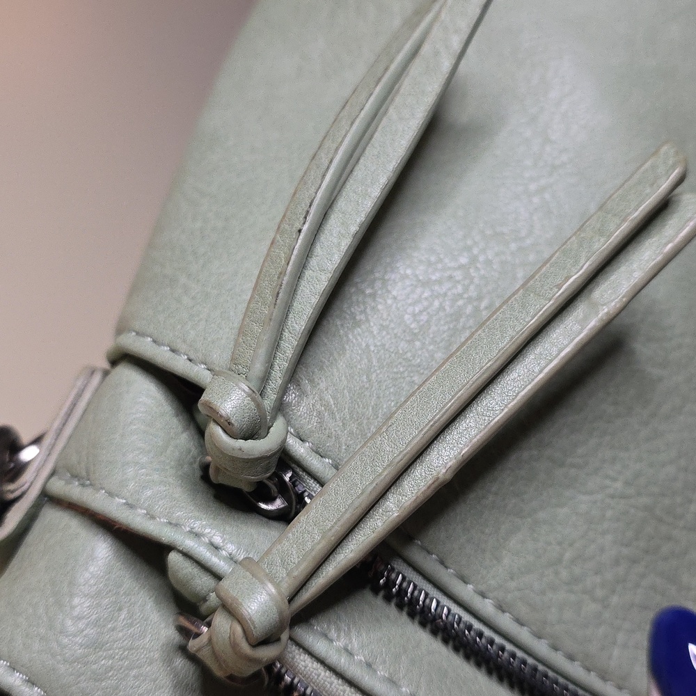 Montana West Sage Green Crossbody Concealed Carry Bag. So Cute and So Roomy! - Picture 10 of 11